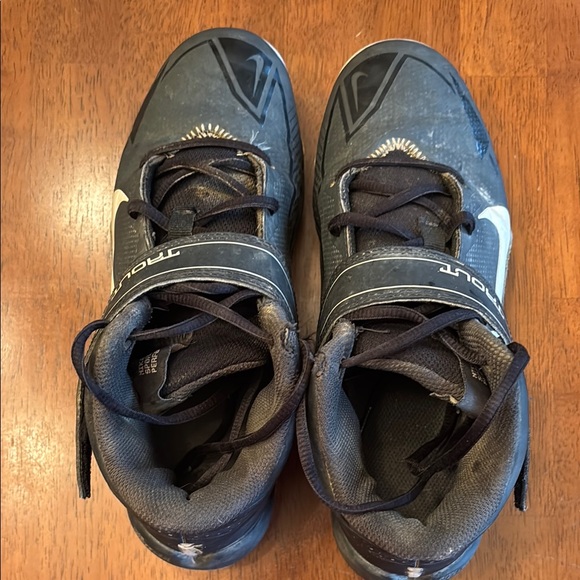 Nike Kids Black Baseball Cleats - Picture 1 of 5